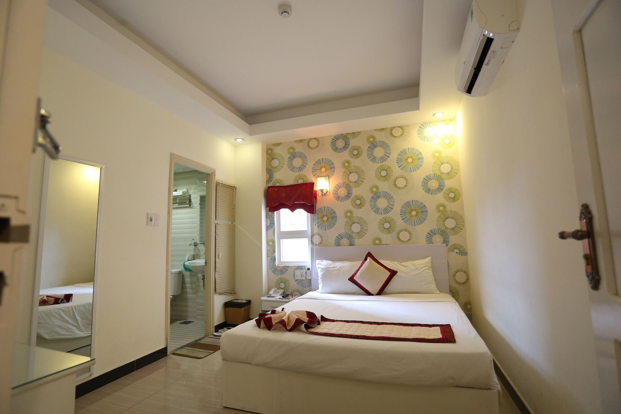 Minh Hoang Hy Hotel Da Nang Exterior foto
